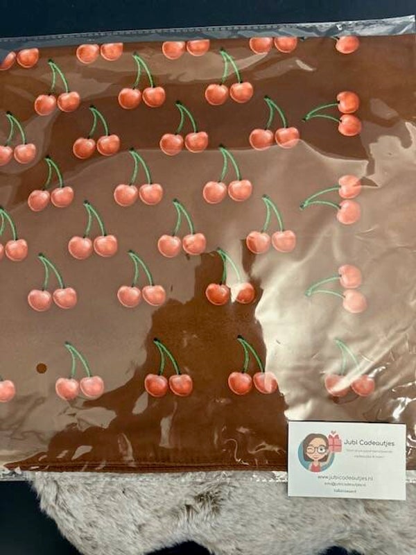 Musthaves Zomer Sjaal - Kersjes Bordeauxrood