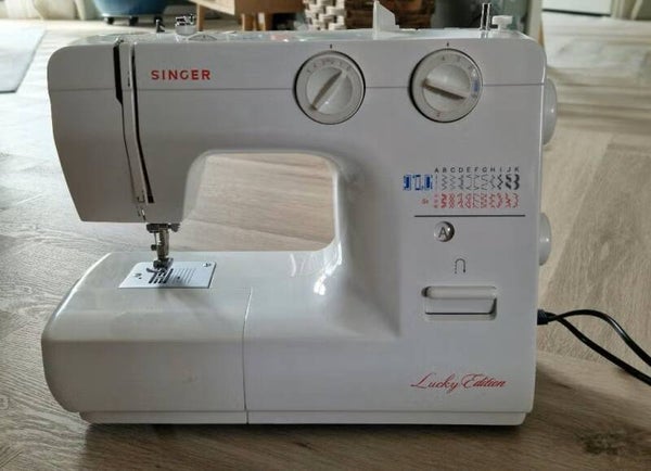 Singer 1120 Lucky Editie