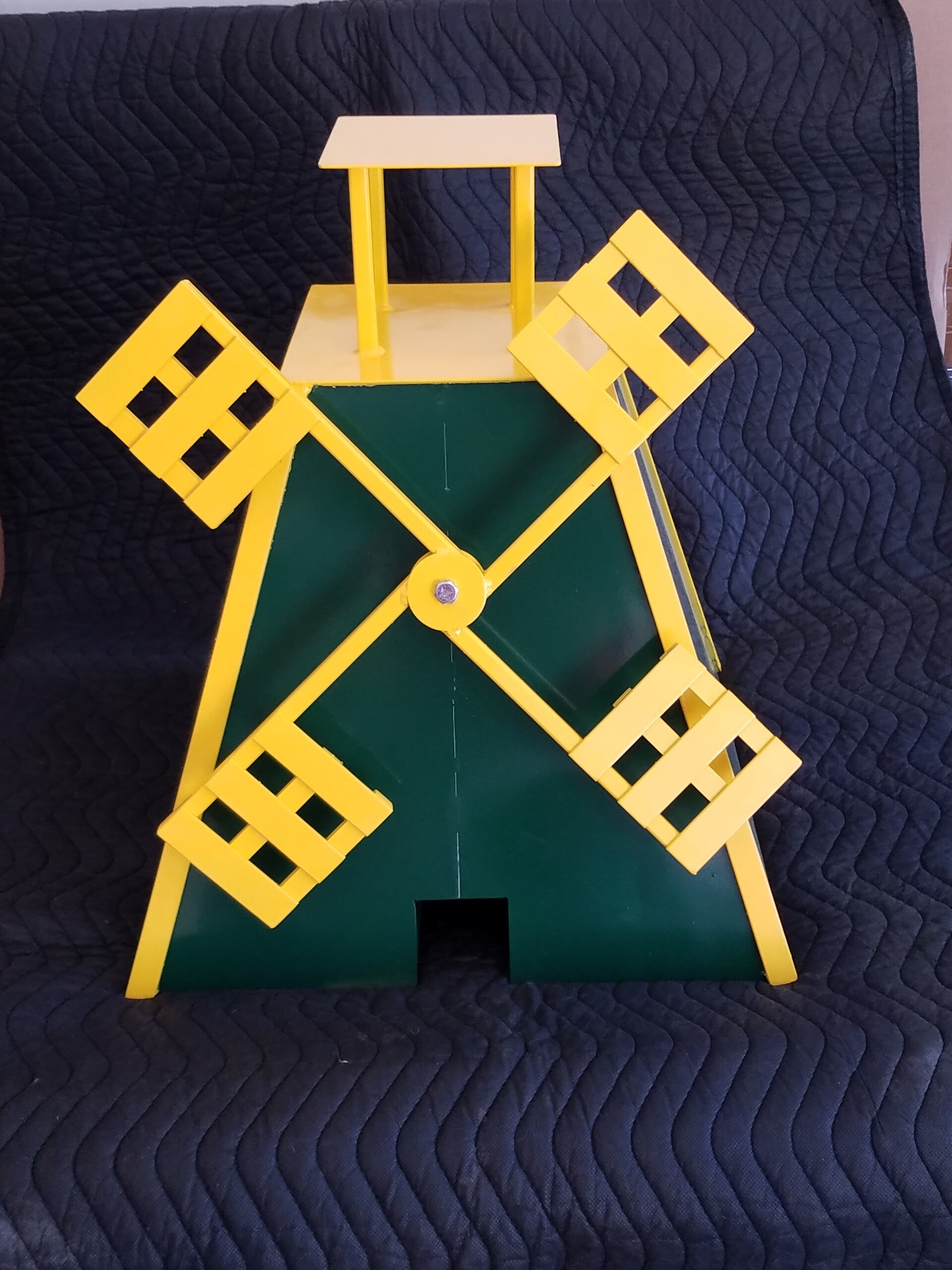 W2 Metal Windmil