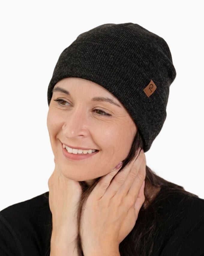 20036 M Menique beanie muts Merino Cashmere black