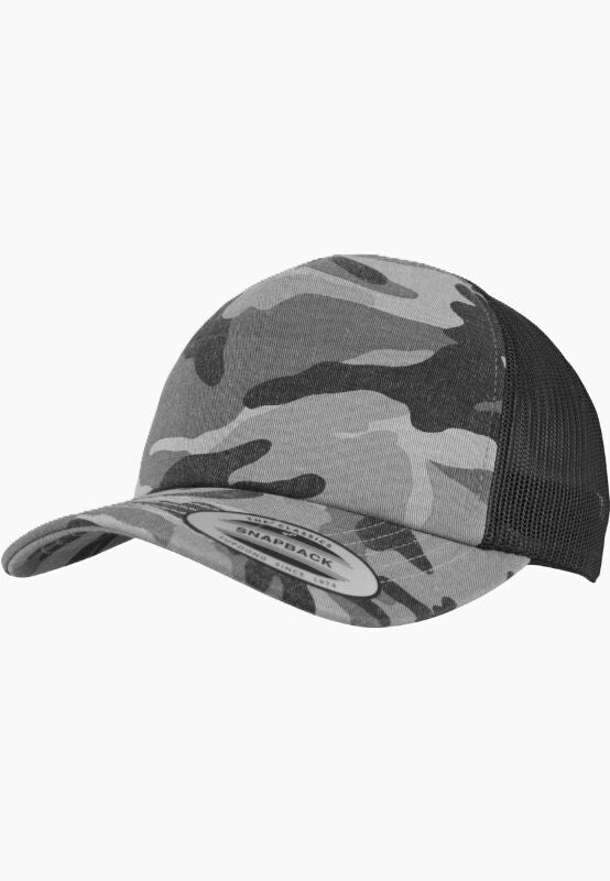 26081 C Urban Classics Camo Flexfit trucker cap in dark camo black