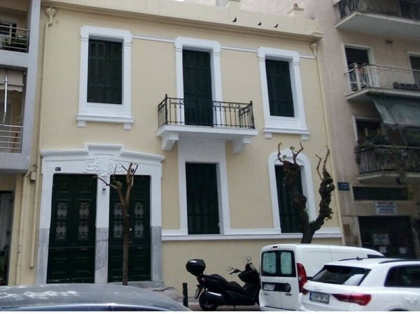 410 sqm, neoclassical house in Platia Victoria