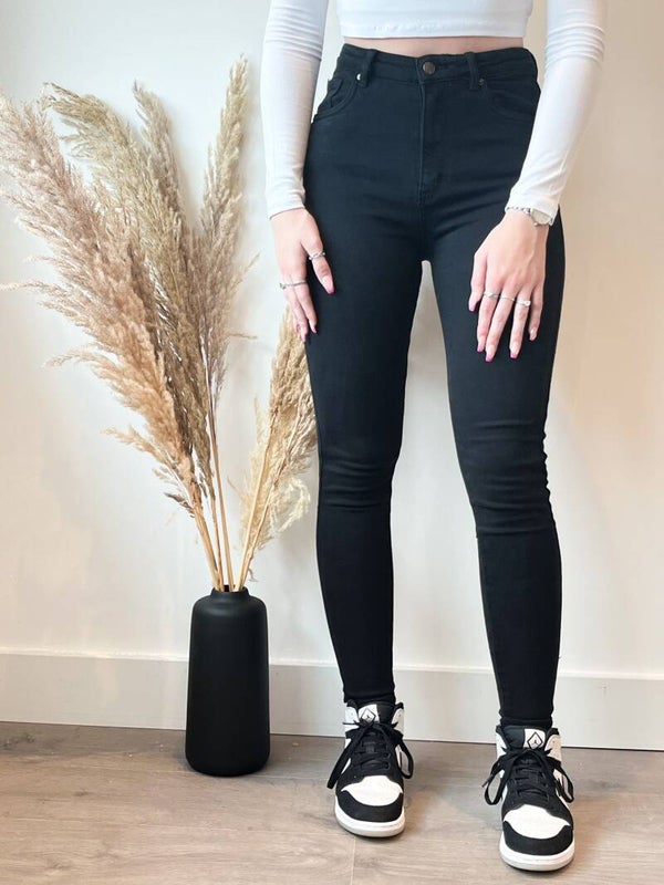Mandy Jeans - Black