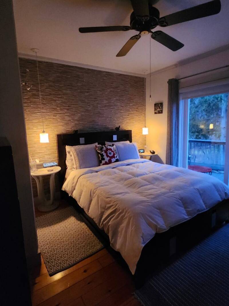 master-bedroom-night-standard-02rjkc.jpg