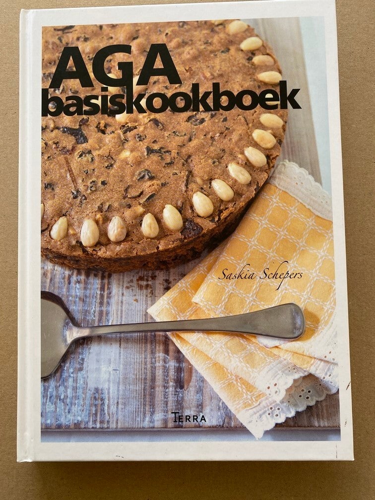 AGA Basiskookboek - Gesigneerd door schrijfster - NIEUW