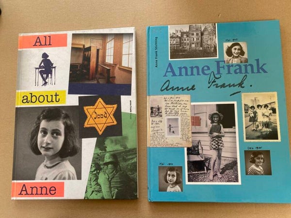 2X Anne Frank - All About Anne - Anne Frank ( Stichting )
