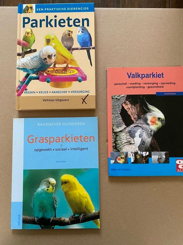 3 Boeken - Parkieten - Grasparkieten - Valkparkieten - nieuwstaat
