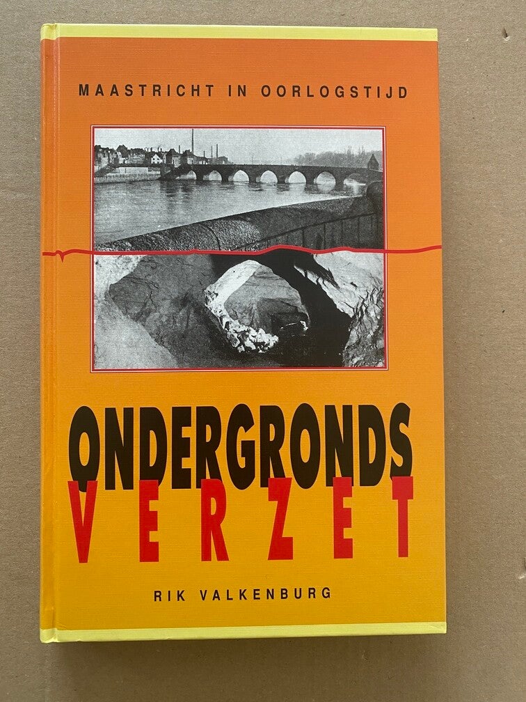 Maastricht - Ondergronds Verzet + kaart gangenstelsel Pietersberg