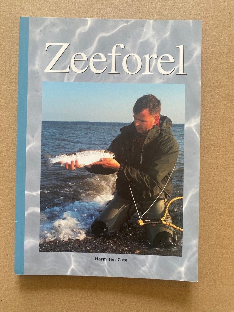 Vliegvissen op Zeeforel - in nieuwstaat