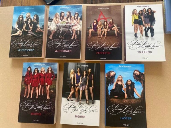 Young Adult - Pretty Little Liars - Nederlandstalig - 1 /t/m 7 NIEUW