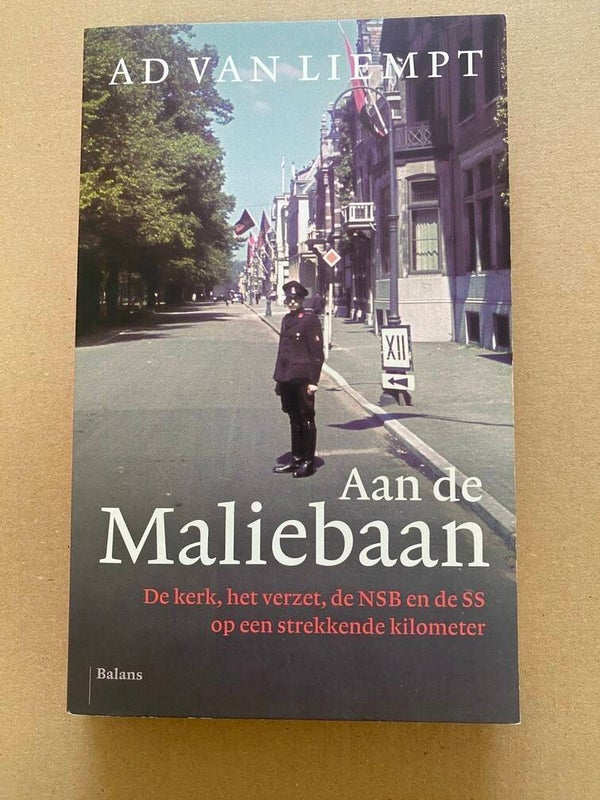 Utrecht - De Maliebaan - Kerk - Verzet - NSB - SS op 1 kilometer