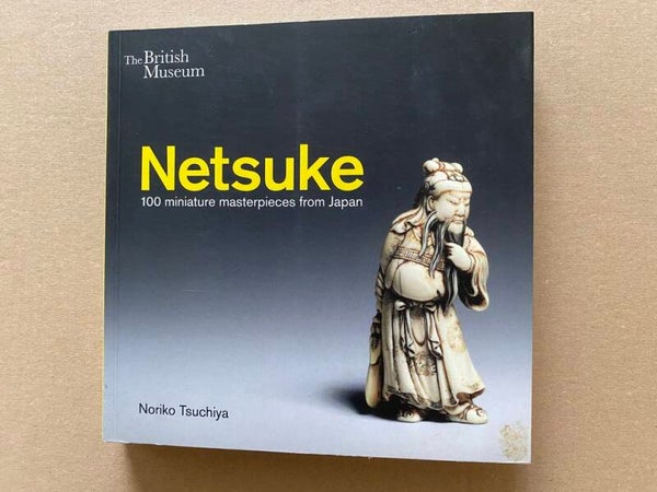 Netsuke - 100 Japanse Miniaturen van ivoor of been + Signaturen