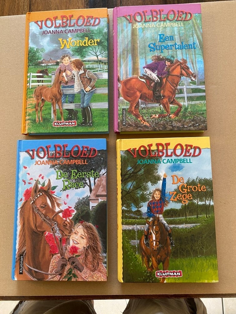 Joanna Campbell - Volbloed-Serie deel 1 t/m 4 Hardcover