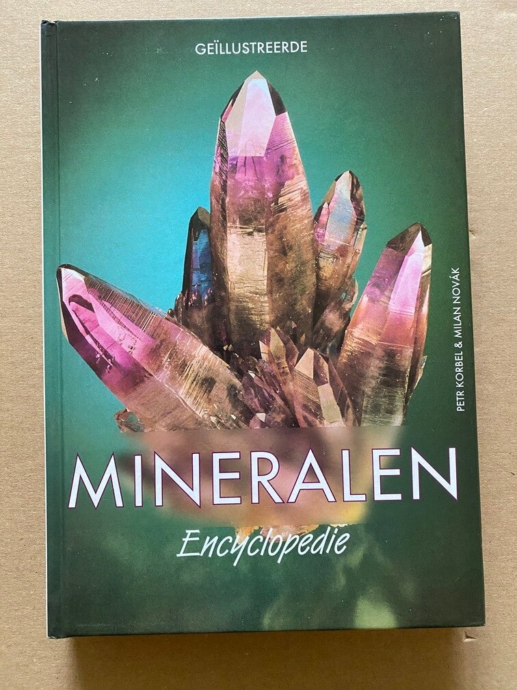 Geïllustreerde Mineralen Encyclopedie ca. 600 soorten / 650 foto's