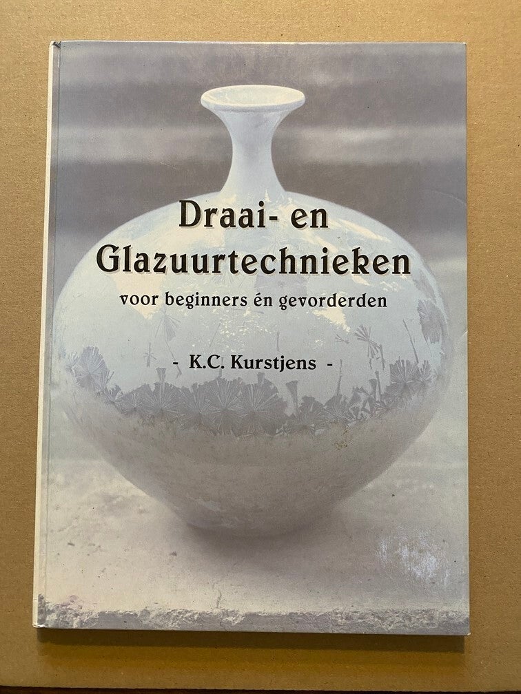 Draai en Glazuurtechnieken + Recepten Glazuur - in nieuwstaat.