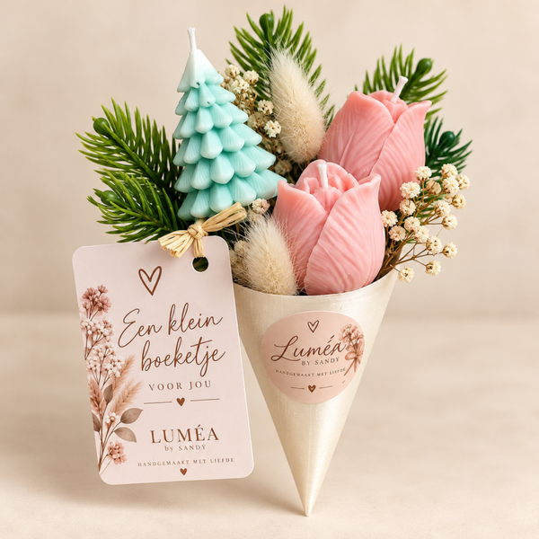 Winterboeket Roze tulpen & kerstboom | Luméa by Sandy