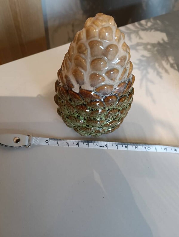 Dennenappel decoratie