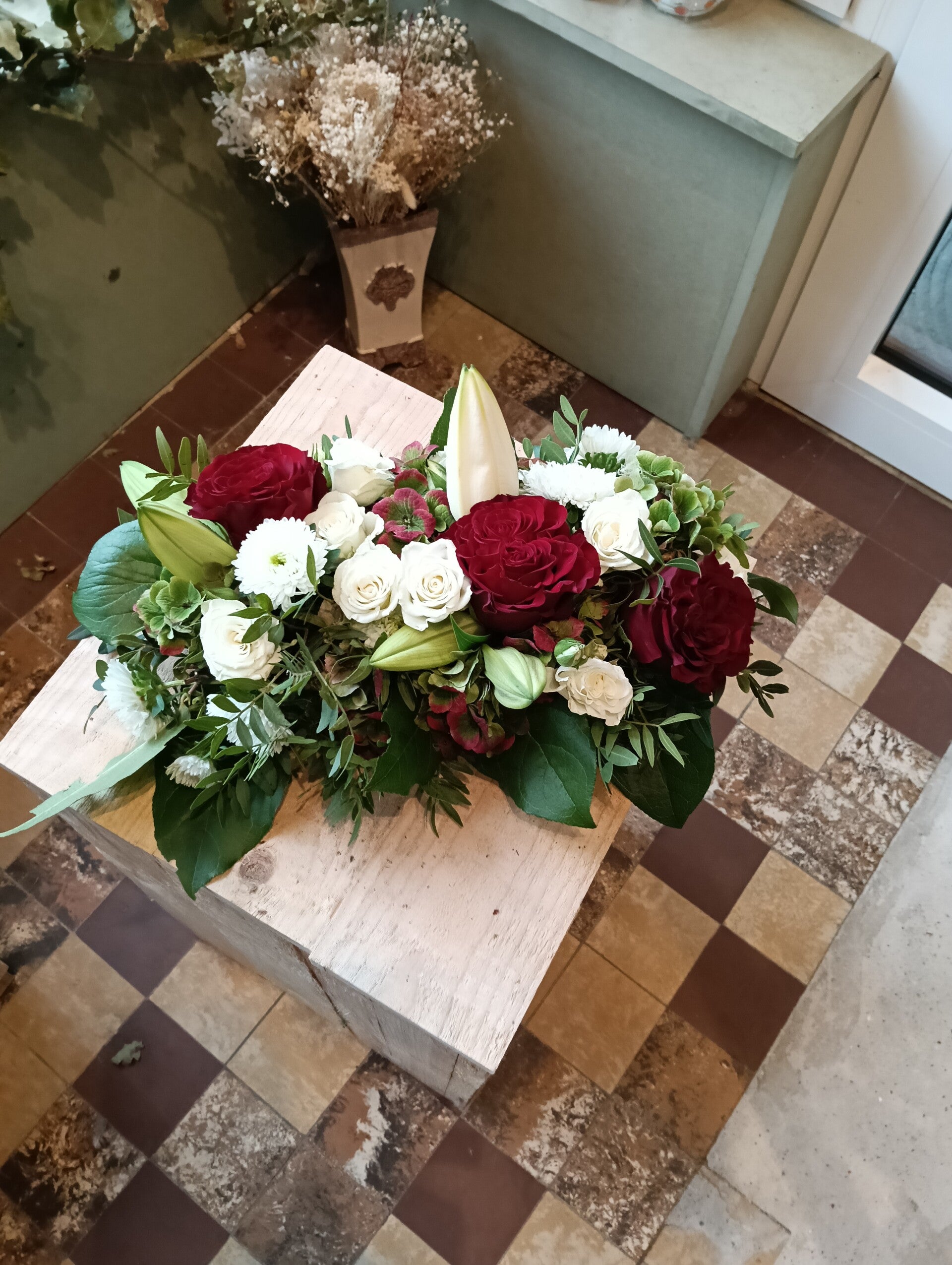 Bloemstuk Allerheiligen verse bloemen 2