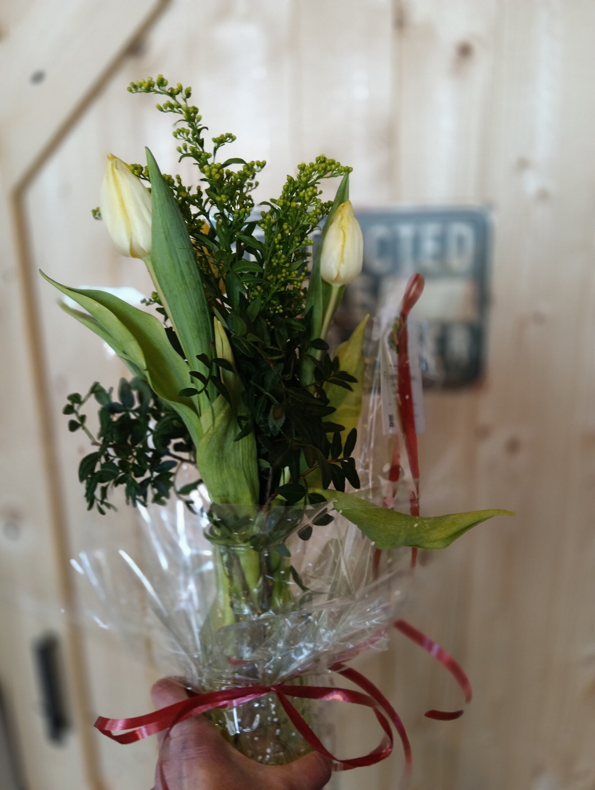 Vaas met tulpen