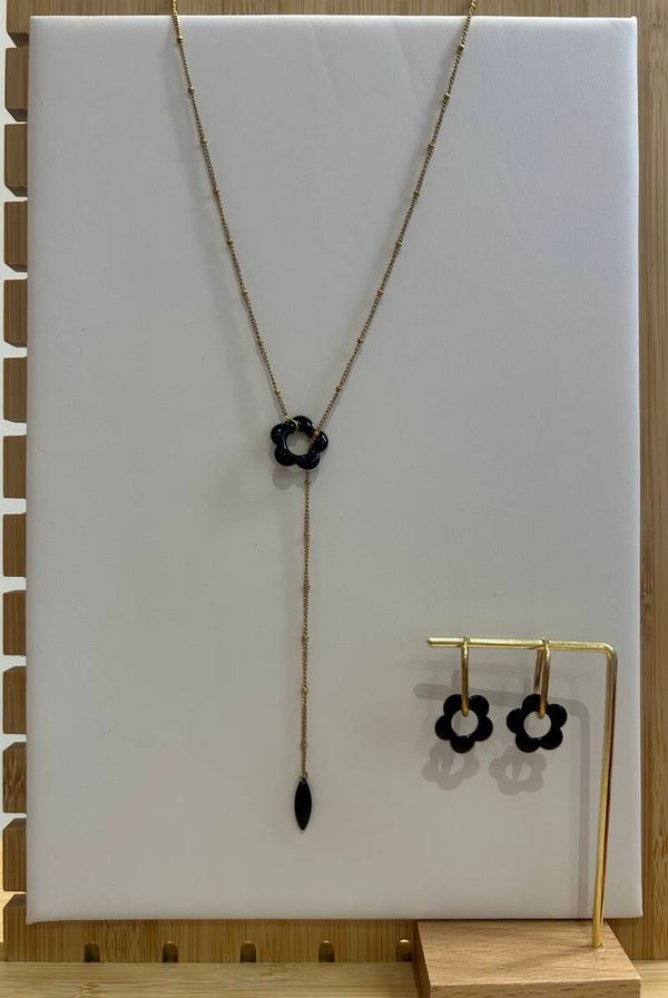 Collier fleur noir 1