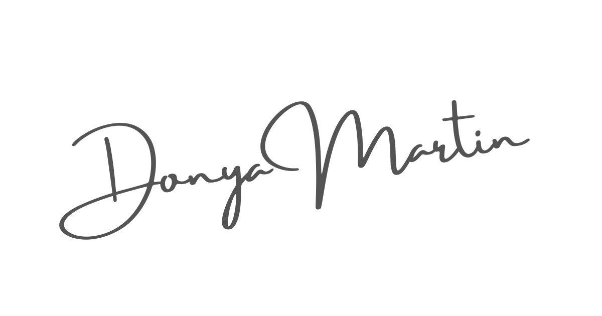 Donya van het Ziels Atelier in Domburg, specialist in kunst en gezondheid l Art of Living
