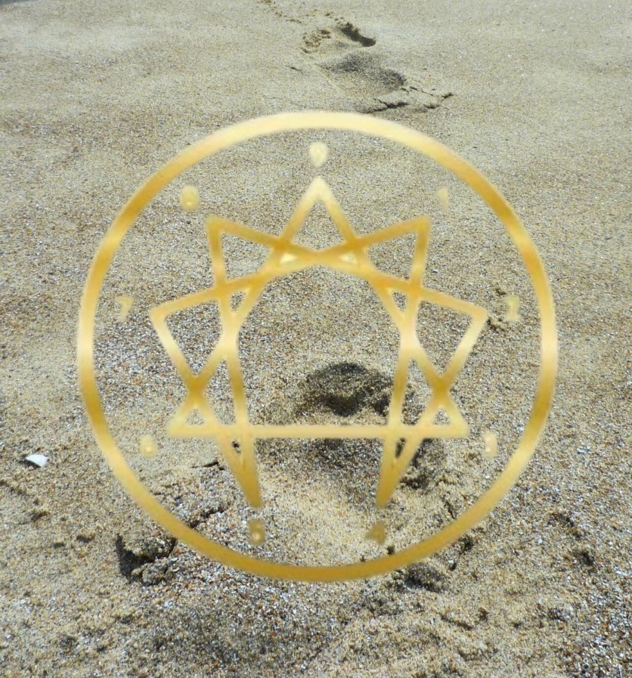 Enneagram bewegen naar je ware essentiein het Ziels Atelier in Domburg