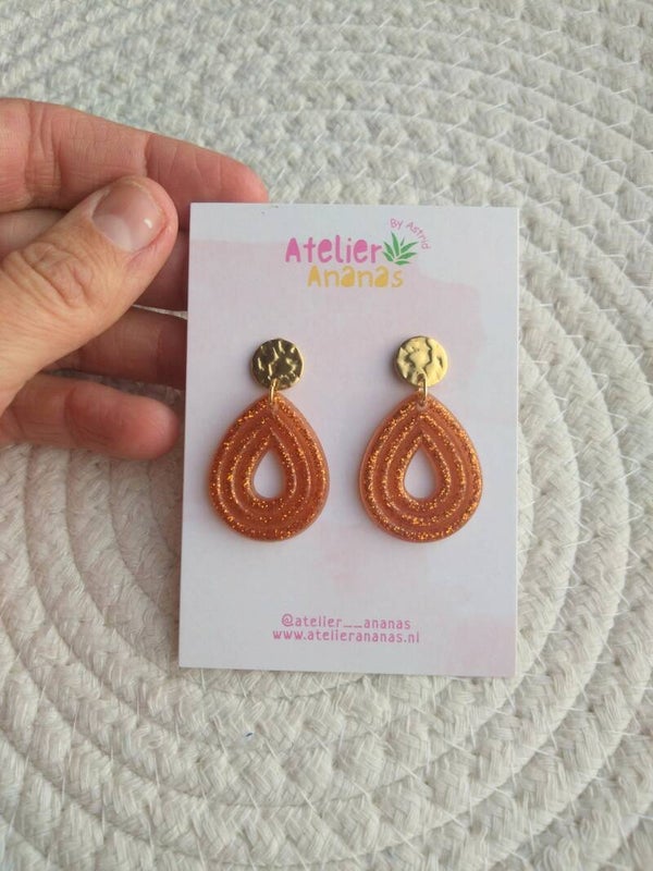 Hangers bruin druppel