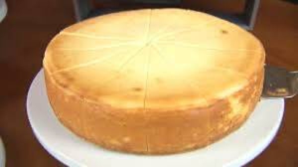 Chicago Deep Dish Cheesecake