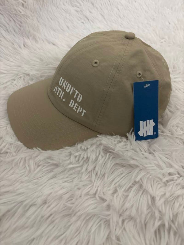 Headwear undefeated light khaki size O/S