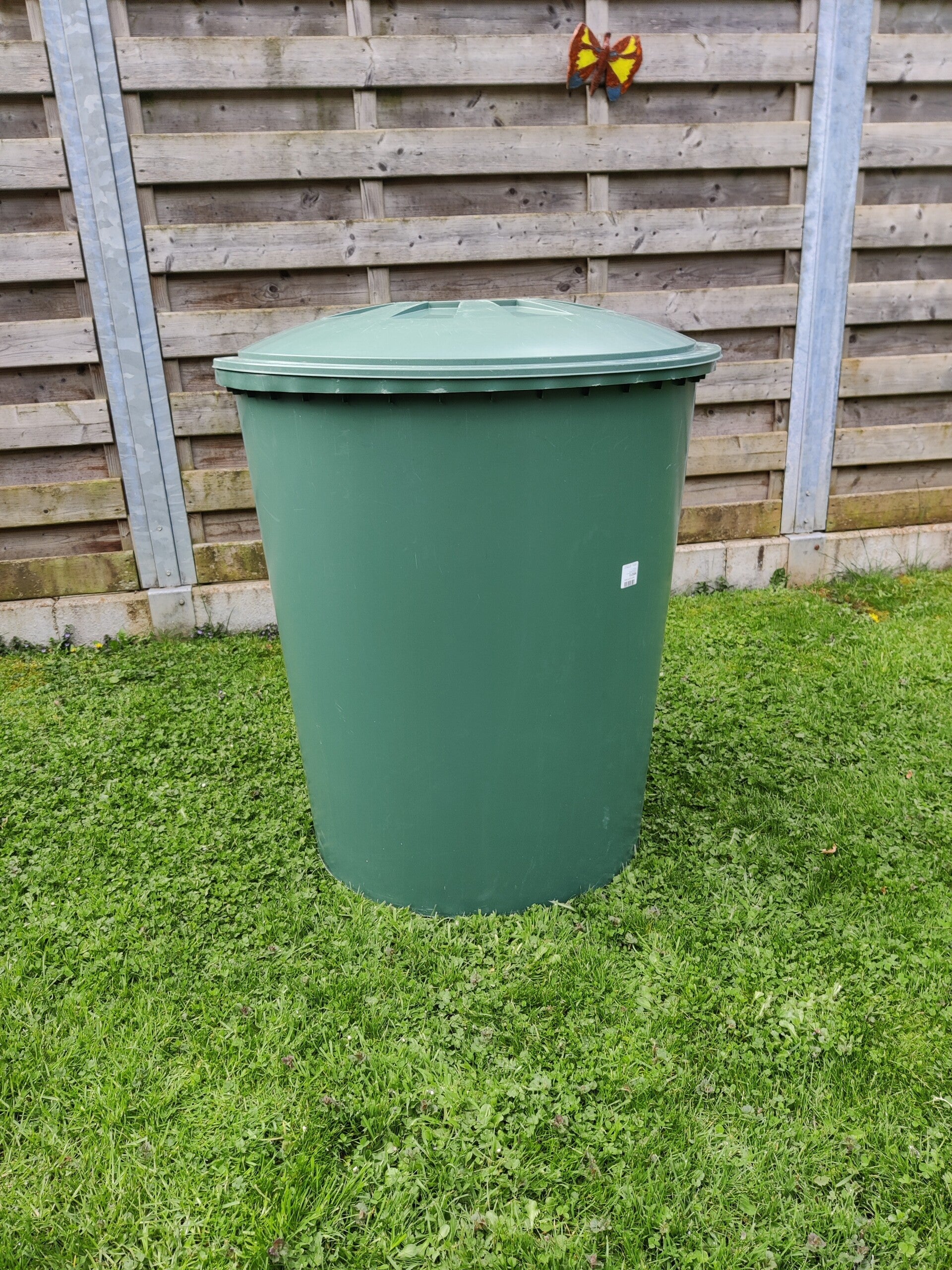 Conische regenton met deksel. (310 L)
