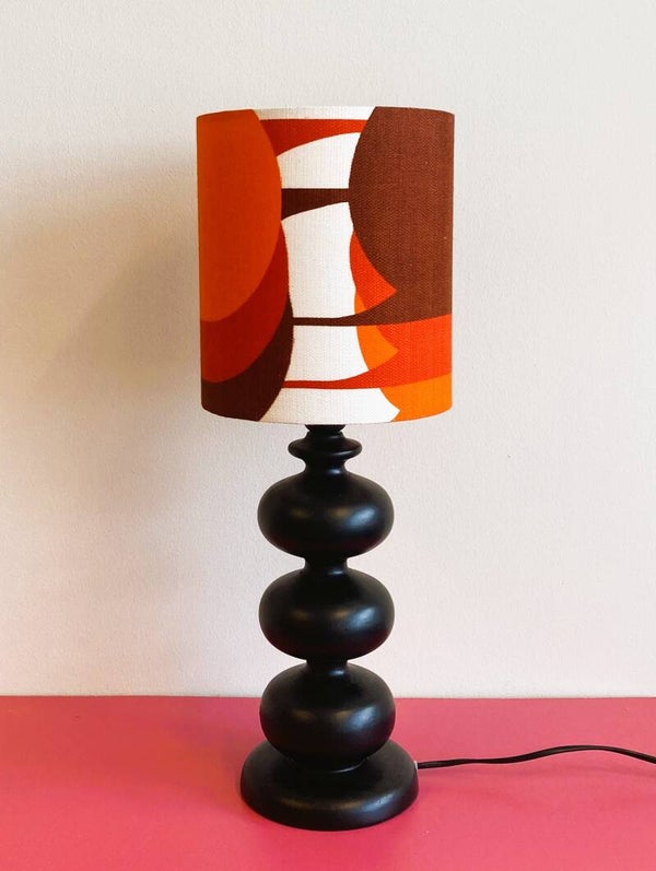 *UITVERKOCHT* Lampenvoet zwarte houten bolletjes