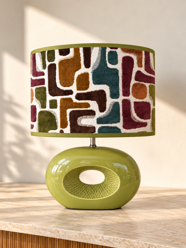 Tafellamp met handgemaakte fluwelen lampenkap – pistache & retro print