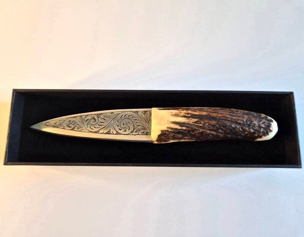 Sgian Dubh with Engraved Steel