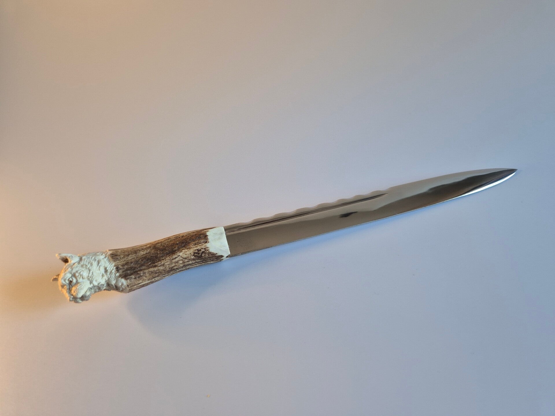 Exquisite Scottish Dirk with Lynx Antler Handle