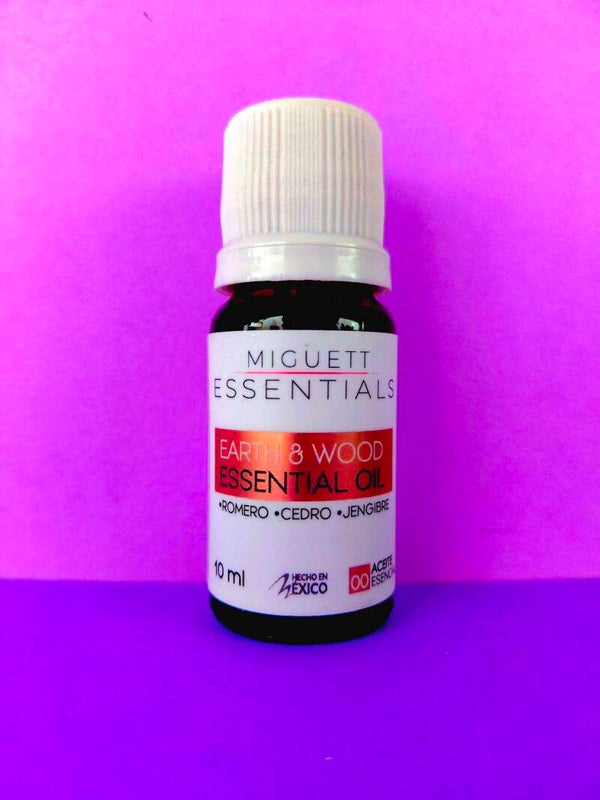 EARTH & WOOD ESSENTIAL OIL