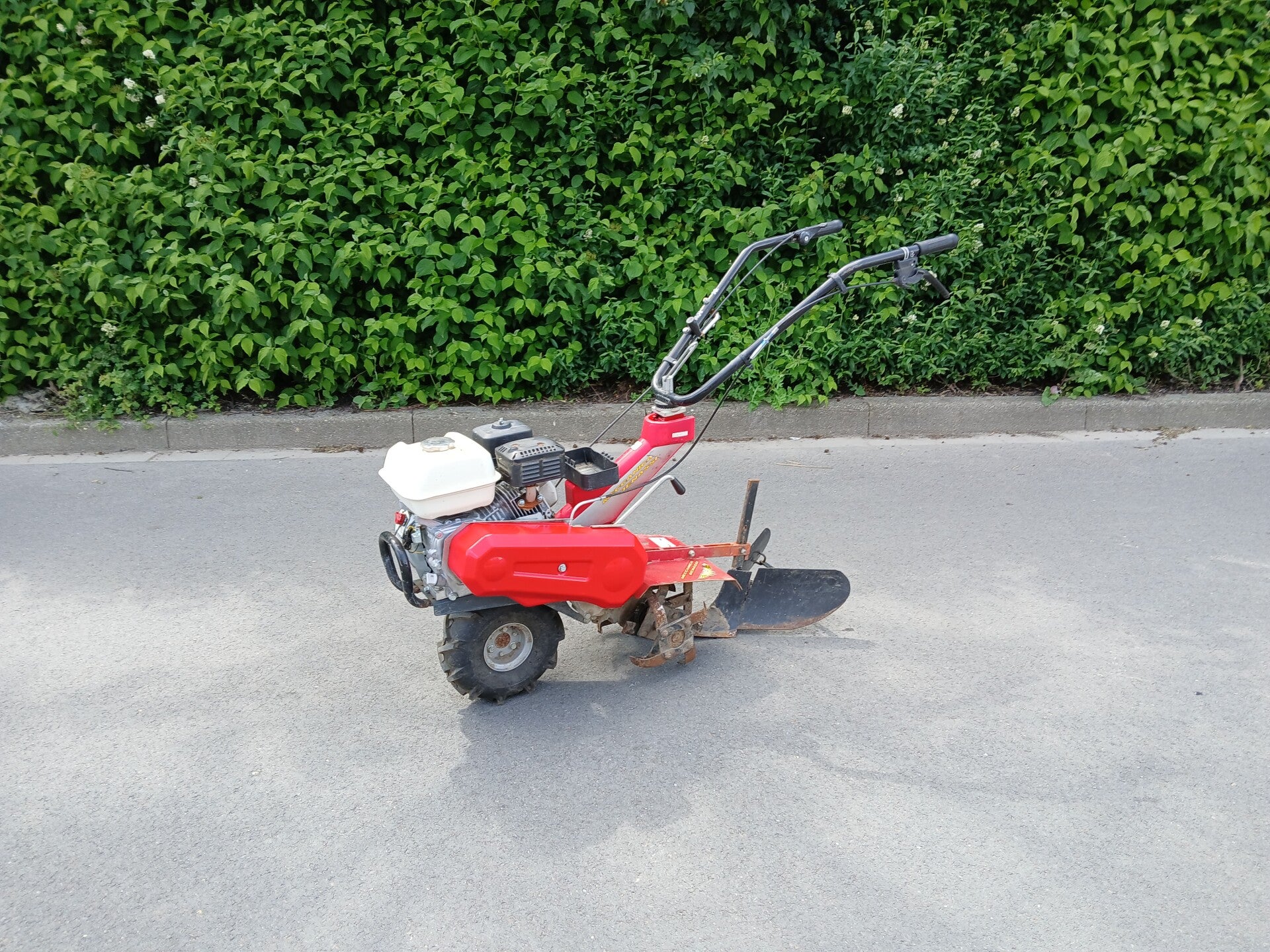 nette gebruikte Benassi 1-wielige frees RT401, Honda