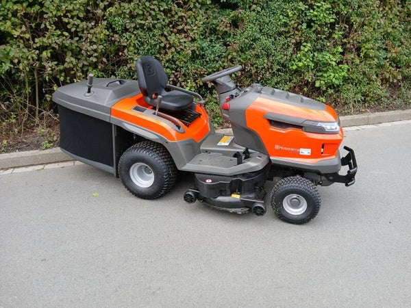 Husqvarna TC 220T demo maaier met 8 uur