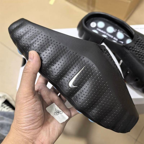 Nike Mind 001