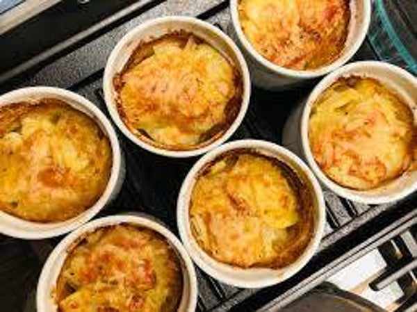 AARDAPPEL GRATIN.
