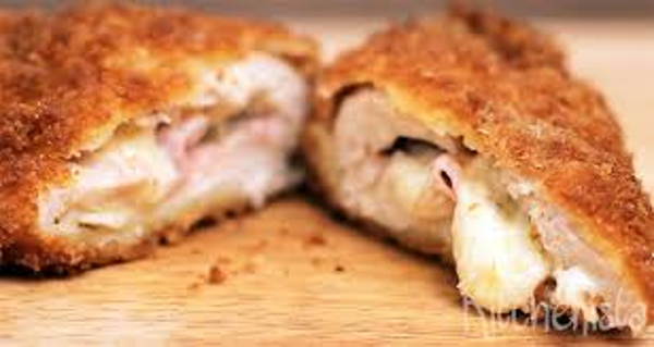 175 GRAM KIP CORDON BLEU. lekkere ham/kaas klassieker.