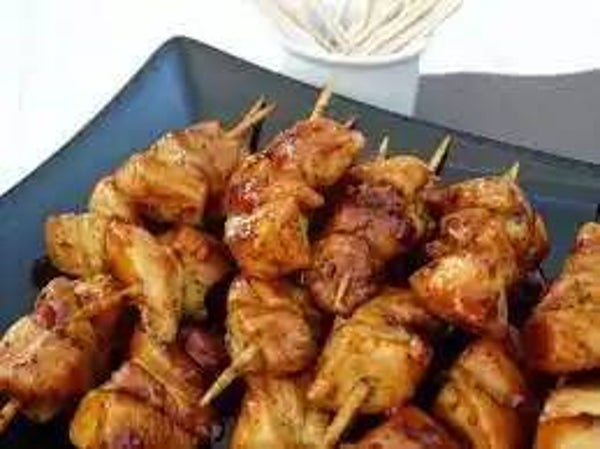 6 MINI GEBAKKEN KIPSATE SPIESJES. opgewarmd het lekkerst!