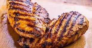 150 GRAM KIPFILET STEAK. malse kipfilet, heerlijk gekruid.