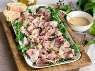VITELLO TONNATO. voorgerecht of om te delen. op schaal gesneden kant en klare vitello