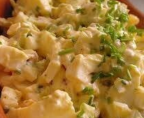 150 GRAM VERSE EIERSALADE. lekkere salade van vers gekookte eieren.