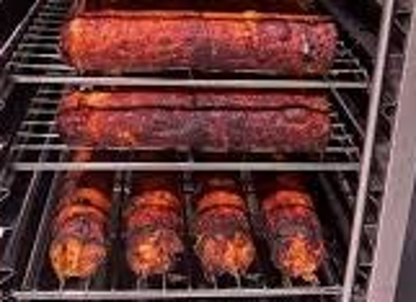 150 GRAM GRILLWORST PIKANT. dun gesneden plakjes grillworst
