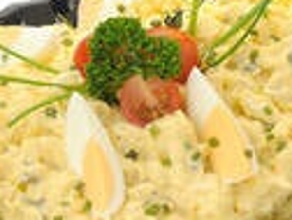 1 KILO HUZAREN SALADE. voor bij de bbq of gourmet. 5 - 7 personen