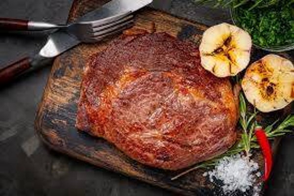 300 GRAM USA BLACK ANGUS RIBEYE STEAK. gewichten variëren.