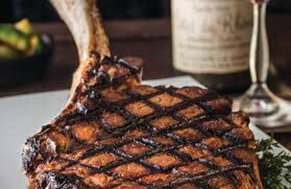 RIB ROAST 1200 GRAM. Cote de Boeuf. King of roast