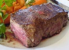 500 GRAM RUMPSTEAK. Mooie biefstuk aan het stuk. 2 - 3 personen