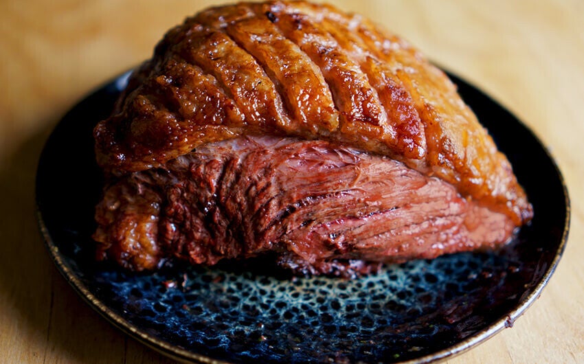 800 GRAM PICANHA. runderstaartstuk met randje vet